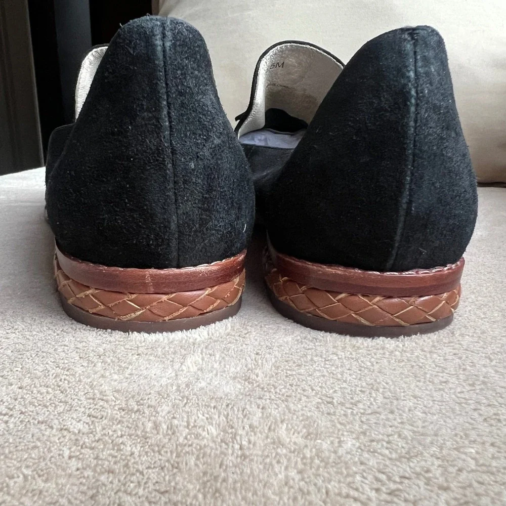 Matt Bernson‎ Women 9.5 Black Suede Tassel Loafers Pointed Toe Flats Preppy